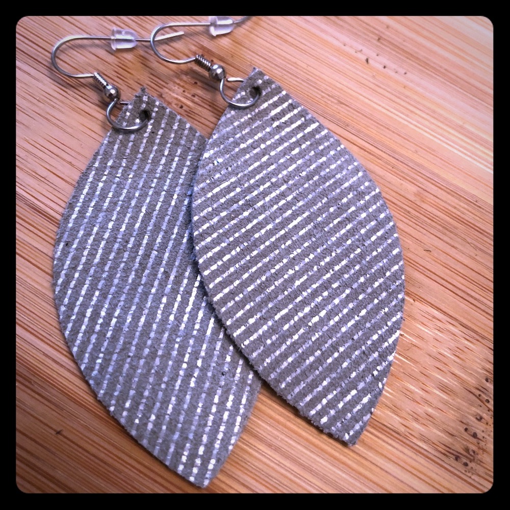 New handmade leather earrings
